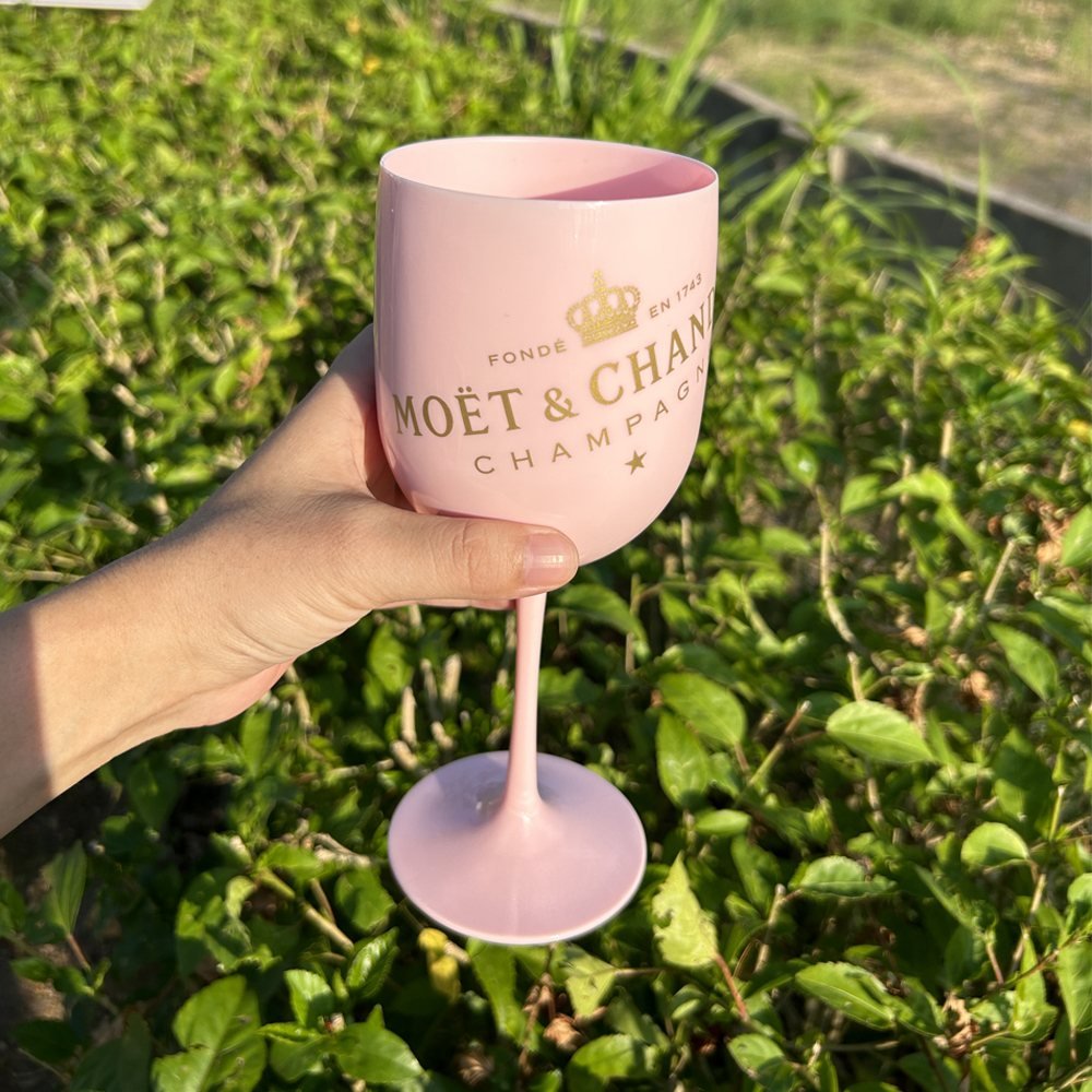 Plastic Champagne Glasses — Pink Tint